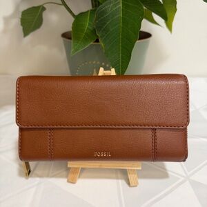 FOSSIL Jori Medium Brown Leather  Flap Zip-Around Wallet  NWT MSRP $100
